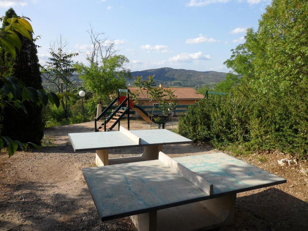 ホテル Les Terrasses De L'Ardeche サラヴァ エクステリア 写真